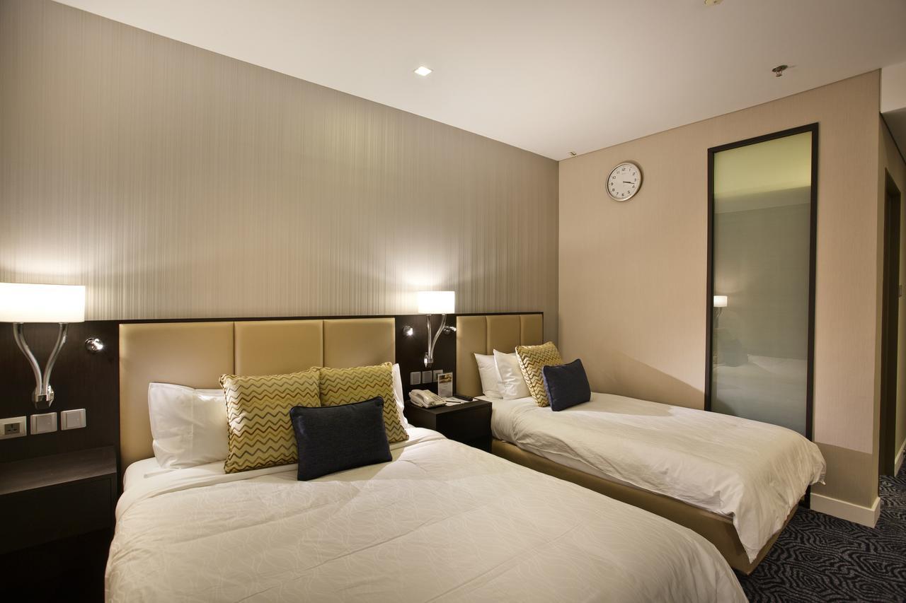 Hotel Ambassador Transit - Terminal 3 Singapura