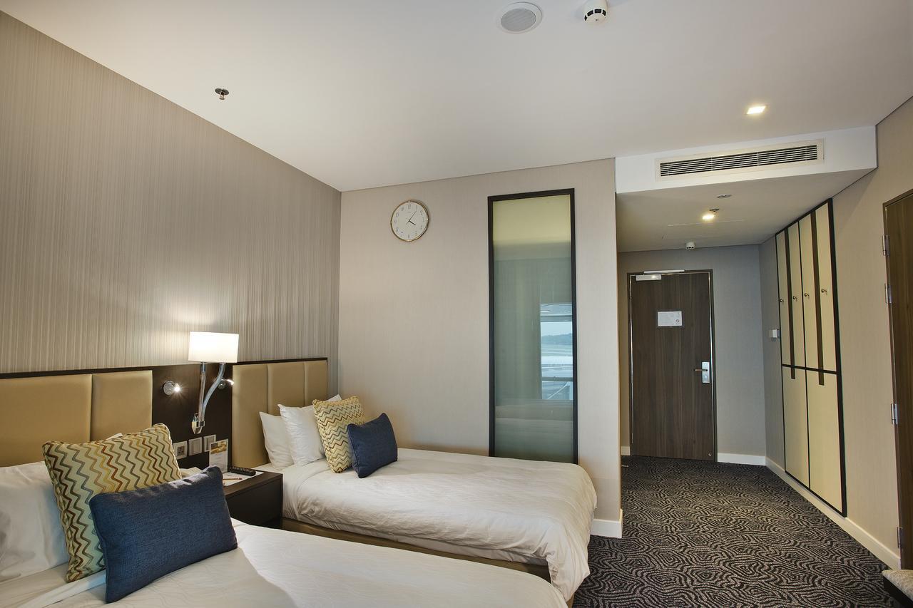 Hotel Ambassador Transit - Terminal 3 Singapura